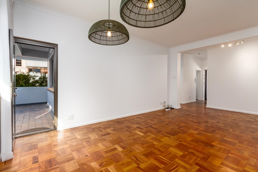 To Let 3 Bedroom Property for Rent in Sea Point Western Cape